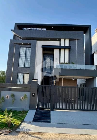 Prime Location Citi Housing Society House Sized 10 Marla