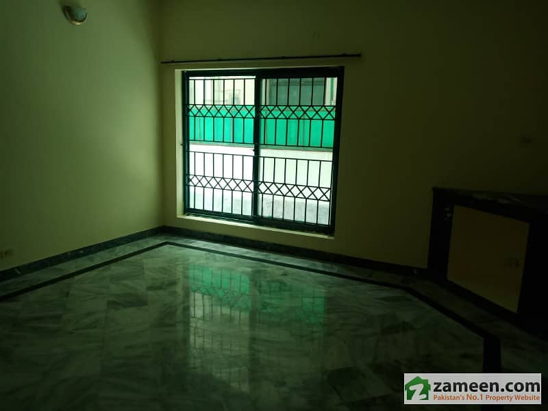 Ground Floor Available For Rent Ground Floor Available For Rent