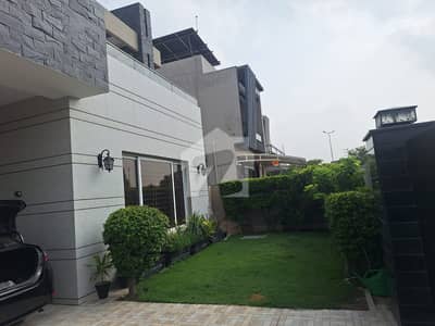 1 Kanal 6 Bedrooms Full House (Double Unit) Available For Sale In DHA Phase 06, D Block