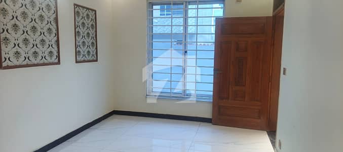 6 MARLA HOUSE AVAILABLE FOR SELL IN I-10/4