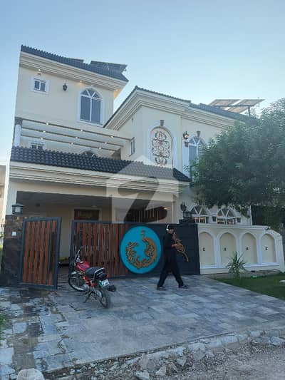 I block Gulberg residencia brand new 10merla house available for sale prime location investor rate investor rate