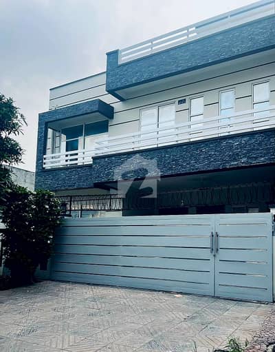 i-8/2.35x80 tarple story available for sale ideal location near shifa hospital
