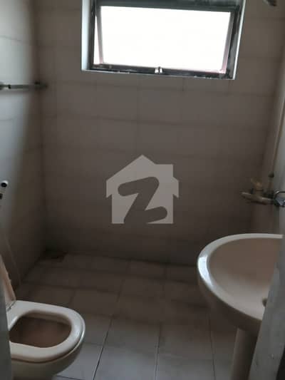 10 Marla House For Rent Available In Valencia Housing Society Lahore Bijli Pani Gas Available 2 Year Old