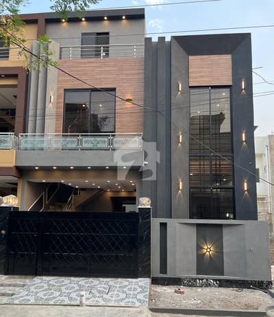 نشیمنِ اقبال فیز 2 نشیمنِ اقبال,لاہور میں 5 کمروں کا 5 مرلہ مکان 2.2 کروڑ میں برائے فروخت۔ نشیمنِ اقبال فیز 2 نشیمنِ اقبال,لاہور میں 5 کمروں کا 5 مرلہ مکان 2.2 کروڑ میں برائے فروخت۔