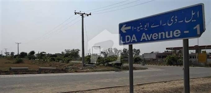 ایل ڈی اے ایوینیو ۔ بلاک ڈی ایل ڈی اے ایوینیو,لاہور میں 1 کنال رہائشی پلاٹ 2.05 کروڑ میں برائے فروخت۔ ایل ڈی اے ایوینیو ۔ بلاک ڈی ایل ڈی اے ایوینیو,لاہور میں 1 کنال رہائشی پلاٹ 2.05 کروڑ میں برائے فروخت۔