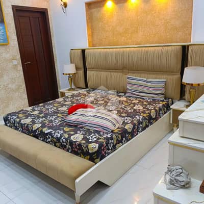 10 MARLA BRAND NEW LUXURY FULLY FURNISHED HOUSE WITH SOLAR AVAILABLE FOR RENT