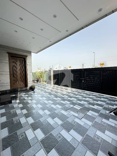 10 Marla full furnished house for sale