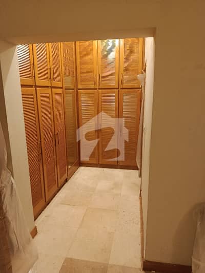 F6 Liveable house for sale