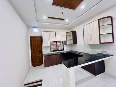 10 Marla double story full house for rent in lda avenue 1