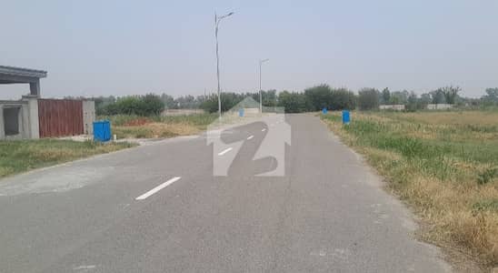 Top Location 10 Marla Possession Plot Near Askari 13