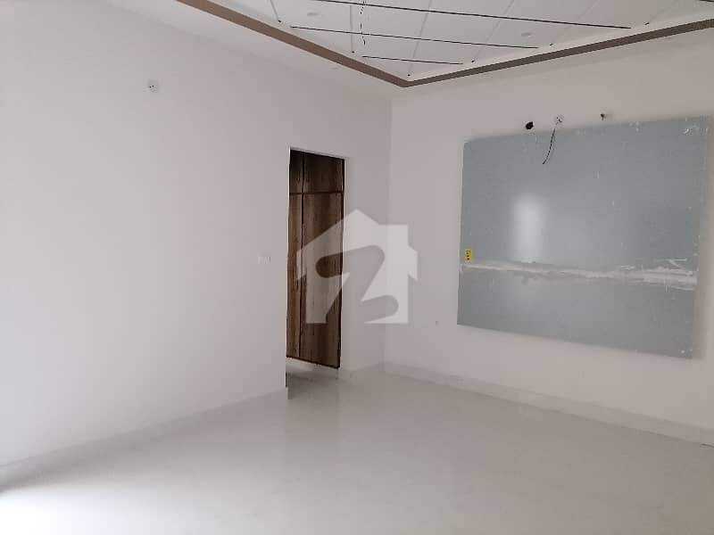 House For Grabs In 7 Marla Faisalabad House For Grabs In 7 Marla Faisalabad