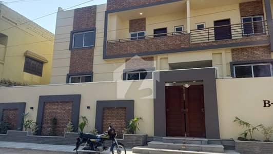 Renovated 3 Bed DD Apartment for Sale in Bath Island 2200 Sq. Ft.