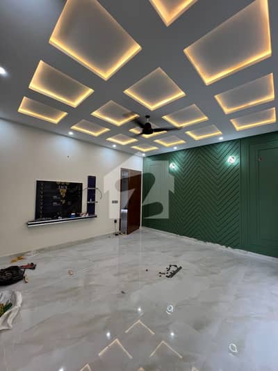 1 Kanal Ultra modern luxury Designer House for sale 1 Kanal Ultra modern luxury Designer House for sale