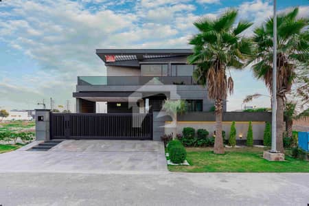 ANW REAL ESTATE PROUDLY OFFERS: 1 KANAL ELEGANT AND FULLY MAINTAINED SUPER HOT LOCATED BUNGALOW IS AVAILABLE IN THE BEST BLOCK OF DHA PHASE 2 LAHORE.