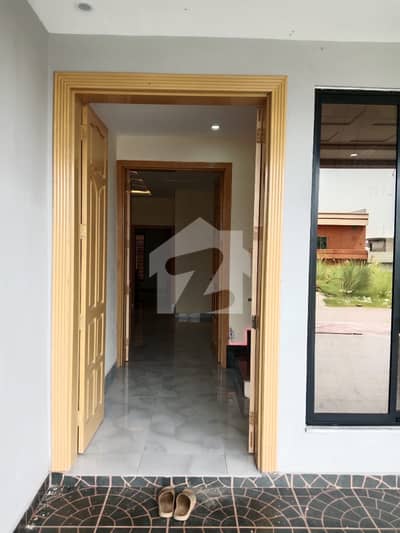 Brand New 3rd-Storey House University Town, B Block