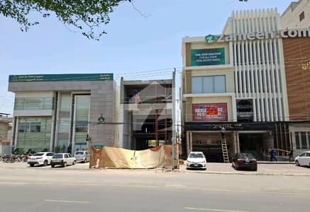 چونگی نمبر 9 ملتان میں 13 مرلہ Studio عمارت 10.0 لاکھ میں کرایہ پر دستیاب ہے۔