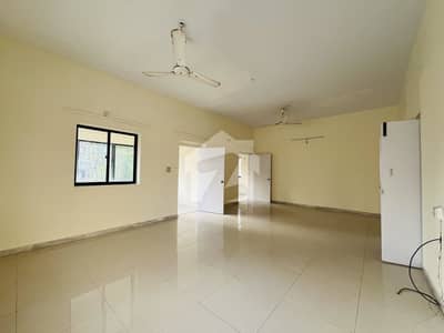 Brand New Office Available For Rent In Brand New Building 24/7 Open With Lift Standby Generator Car Parking And Gym More Details On Call