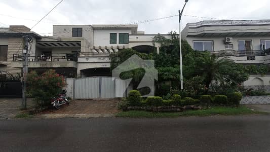 Ideal Main Double Road House Is Available For sale In Islamabad