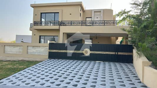 نیول اینکریج - بلاک ایف نیول اینکریج,اسلام آباد میں 4 کمروں کا 1 کنال مکان 6.5 کروڑ میں برائے فروخت۔