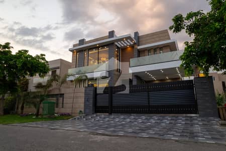 ** *For Sale: Exquisite 1 Kanal Ultra-Modern Bungalow In DHA Lahore Phase 7 (Block R)***