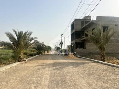 400 SQUARE YARD PLOT FOR SALE