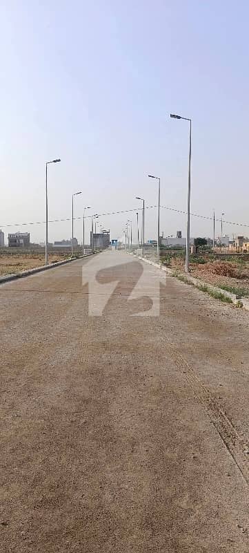 240 Sqyrd Residential Plot Available In Good Location Near To Main Gate