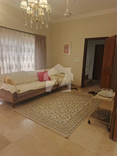 750 Square Yards House In Gulshan-E-Iqbal - Block 7 Is Available