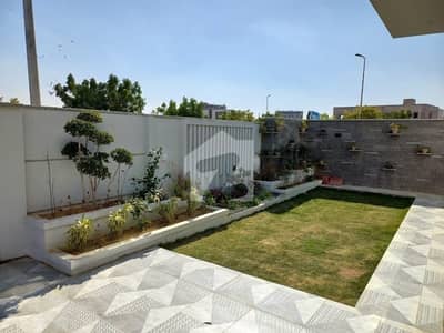 5 Bed Room Luxury Villa at Prime Location in Bahria Town Karachi, 2km from main gate, near commercial, gallery and IMTIAZ Mega Store