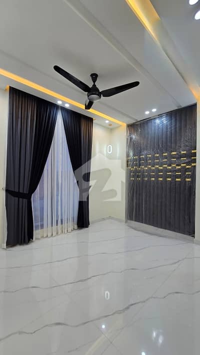A Stunning House Is Up For Grabs In Bahria Town - Sector C Lahore