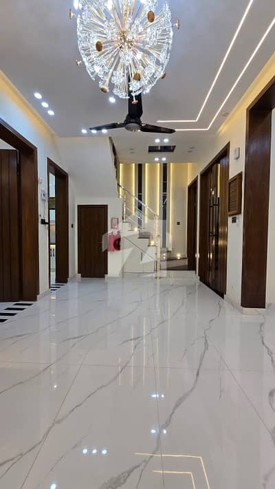 A Stunning House Is Up For Grabs In Bahria Town - Sector C Lahore