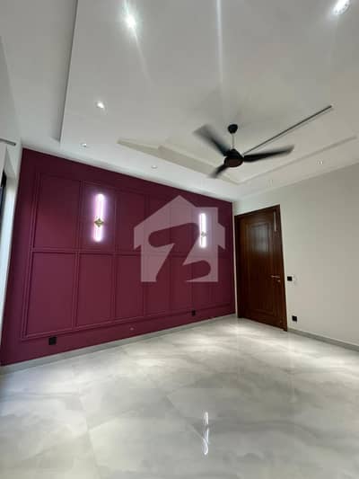 Double Height Modern Brand New 1-Kanal House For Sale Double Height Modern Brand New 1-Kanal House For Sale