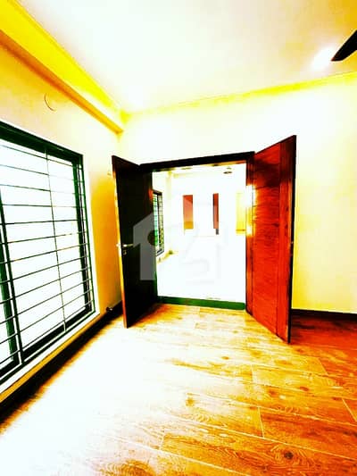 BRAND NEW APARTMENT 4 BED 3th floor Open View Available for Rent
