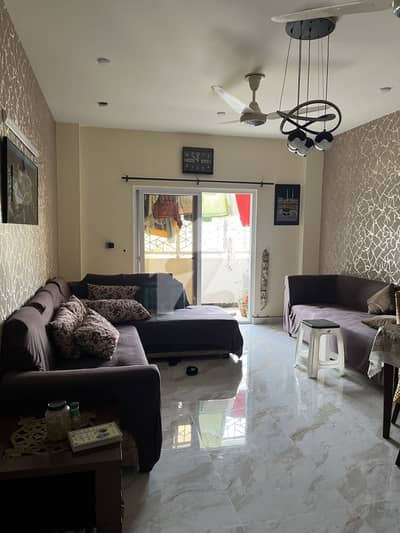 3 bed dd Flat For Sale