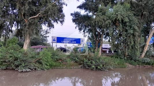 Near to Park Mohlanwal Scheme - Block B Residential Plot Sized 10 Marla