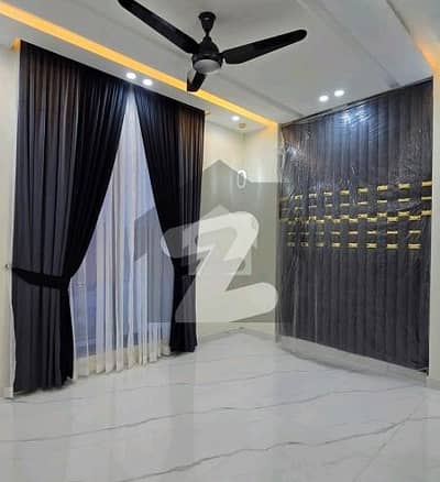 A Stunning House Is Up For Grabs In Bahria Town - Sector C Lahore