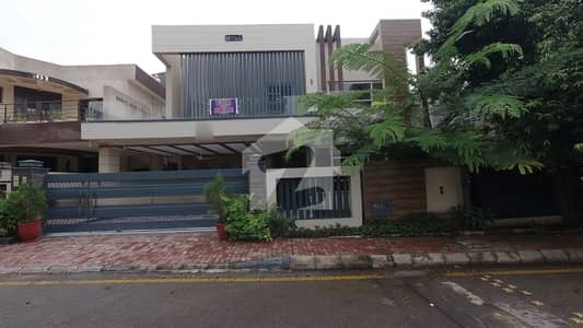 بحریہ ٹاؤن فیز 1 بحریہ ٹاؤن راولپنڈی,راولپنڈی میں 7 کمروں کا 1 کنال مکان 11.5 کروڑ میں برائے فروخت۔ بحریہ ٹاؤن فیز 1 بحریہ ٹاؤن راولپنڈی,راولپنڈی میں 7 کمروں کا 1 کنال مکان 11.5 کروڑ میں برائے فروخت۔