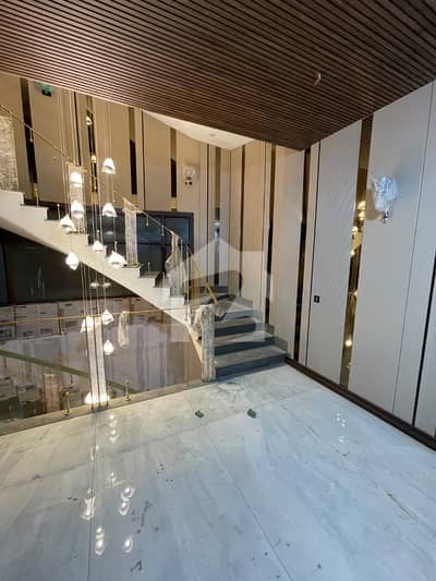 A Prime Location 500 Square Yards House In Karachi Is On The Market For sale