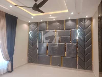 Bahria Town - Sector C House For sale Sized 1 Kanal