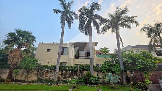 1 Kanal House For Sale Cavalry Ground (Corner)