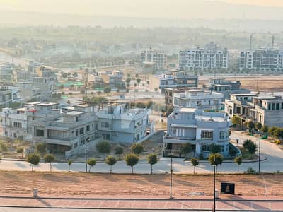 بحریہ انکلیو - سیکٹر سی 1 بحریہ انکلیو,بحریہ ٹاؤن,اسلام آباد میں 10 مرلہ رہائشی پلاٹ 2.25 کروڑ میں برائے فروخت۔