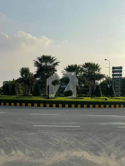 5 Marla Plot for Sale in Park Avenue Lahore Best Location