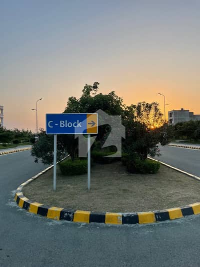 پارک ایونیو - بلاک سی پارک ایونیو ہاؤسنگ سکیم,لاہور میں 5 مرلہ رہائشی پلاٹ 47.0 لاکھ میں برائے فروخت۔ پارک ایونیو - بلاک سی پارک ایونیو ہاؤسنگ سکیم,لاہور میں 5 مرلہ رہائشی پلاٹ 47.0 لاکھ میں برائے فروخت۔