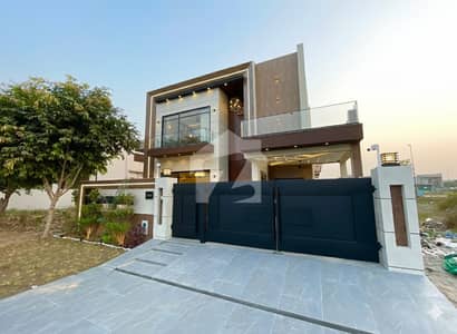 Original Pictures Unfurnished Luxury House DHA Very Hot Location Near TO Park And Market