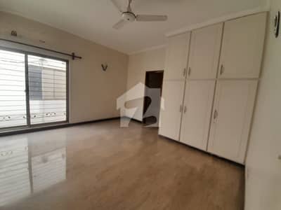 10 Marla House For Rent Available In Valencia Town Housing Society In Lahore