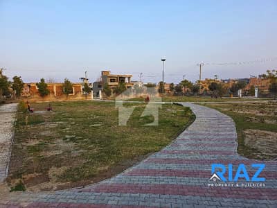 Prime Location 10 Marla Plot | RMT Extension (Peshawar Media Colony)