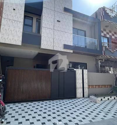 G-13 30x60 brand new Double story House available for sale