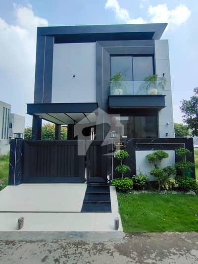 Modern 5 Marla Designer House with Elegant Architecture