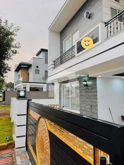 G-10/4 Full House 4 Bed 2 Kitchen