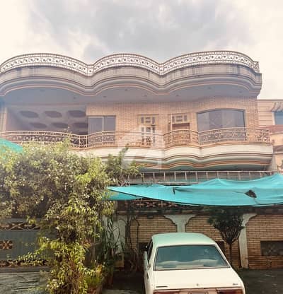i-8/4.40x80 Upper portion available for rent ideal location near metro i-8/4.40x80 Upper portion available for rent ideal location near metro