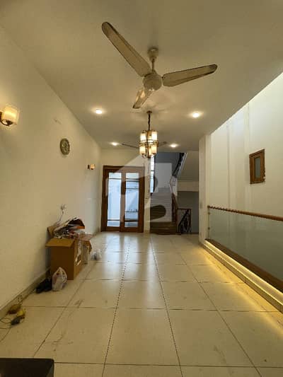 100 Yards House For Rent  4 Bedrooms